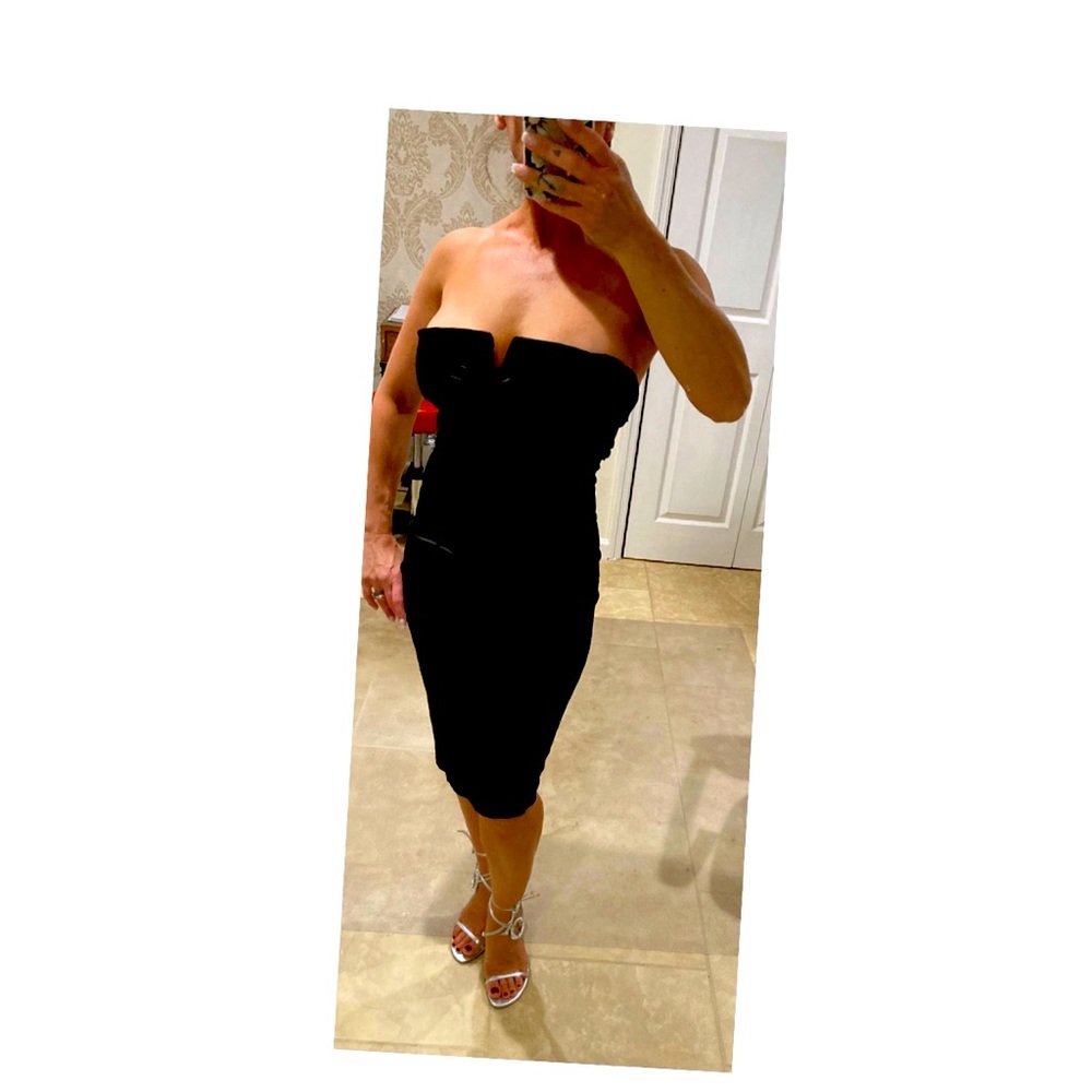 So Hot! Nicole Miller Silk Strapless MIDI